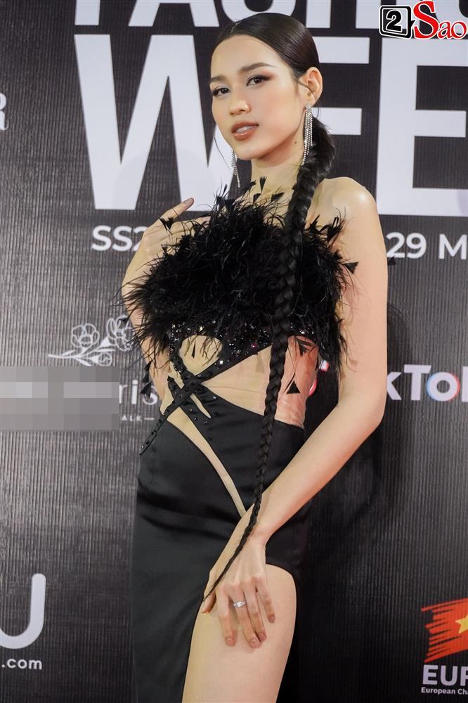 Vợ con tỷ phú Johnathan Hạnh Nguyễn lấn át dàn hoa hậu-11