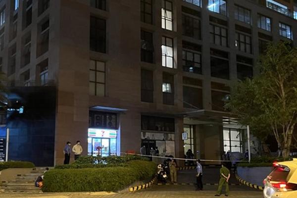 After arguing with his girlfriend, the young man fell from the 22nd floor of the apartment building-1
