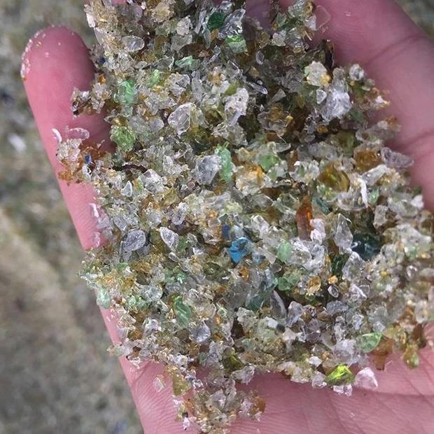 Bãi biển đầy ngọc quý ngỡ như ở hành tinh khác-6