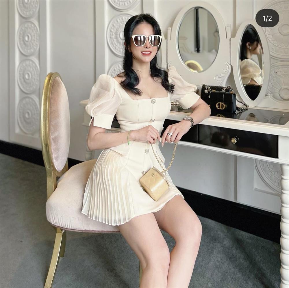 Diệp Lâm Anh khoe cận vòng eo 2 lần đẻ hậu sóng gió hôn nhân-7