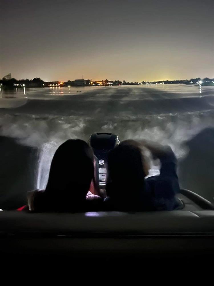 Lộ clip Tangmo Chiếc Lá Cuốn Bay bị sát hại trên thuyền?-4