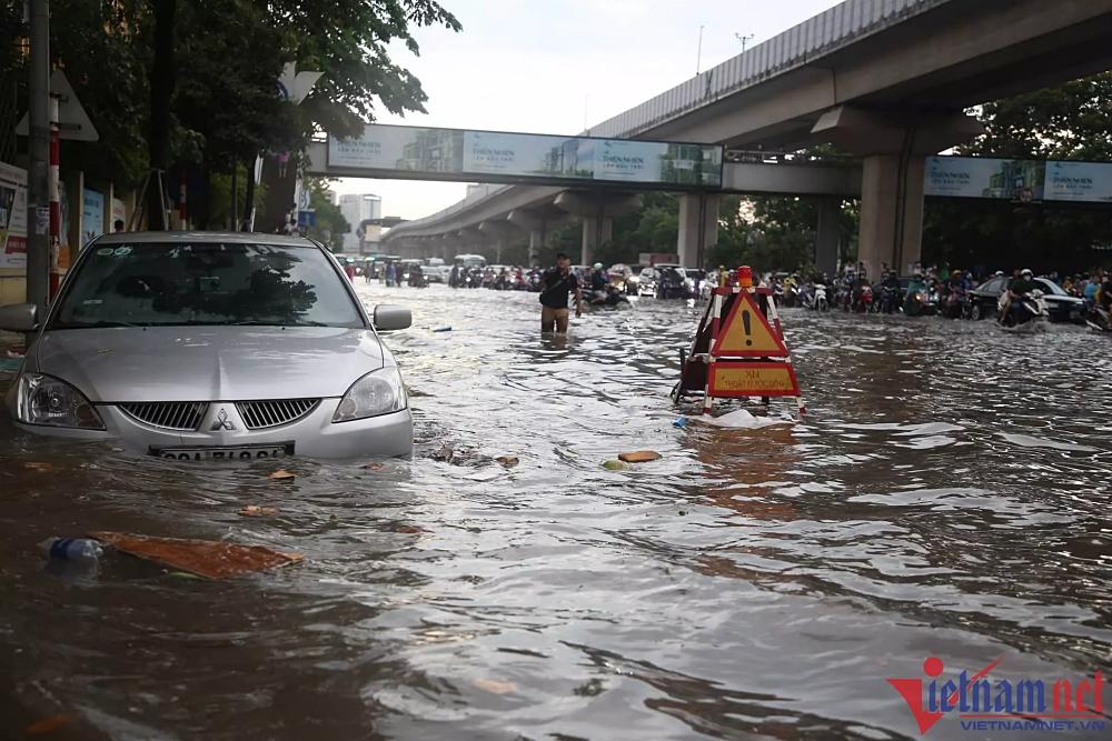 Bản nhạc chế Táo Quân 2009 hot trở lại khi Hà Nội ngập lụt-1