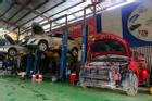 Garage ôtô quá tải sau trận mưa lớn ở Hà Nội