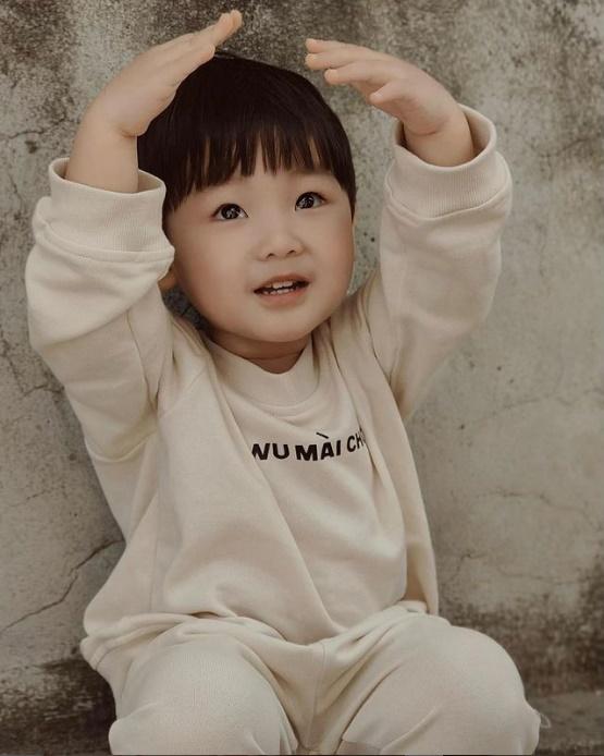 Happy birthday to Hoa Minzy, say a sentence that makes your mother burst-8