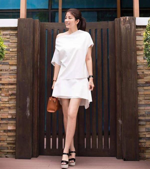 Danh tính mẹ 2 con ở Sài thành, tuổi 50 mà trẻ như gái đôi mươi-2