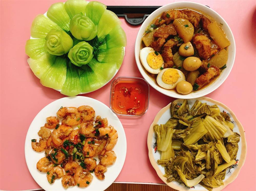 Loạt mâm cơm sinh viên chỉ dưới 80k được khen hết nước chấm-3