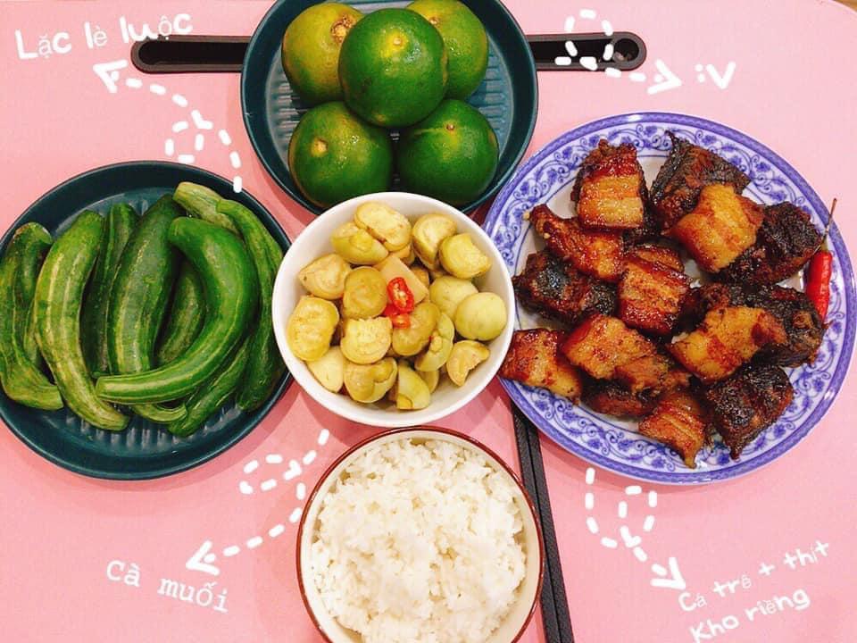 Loạt mâm cơm sinh viên chỉ dưới 80k được khen hết nước chấm-11