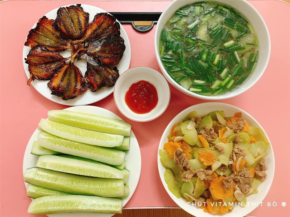 Loạt mâm cơm sinh viên chỉ dưới 80k được khen hết nước chấm-6