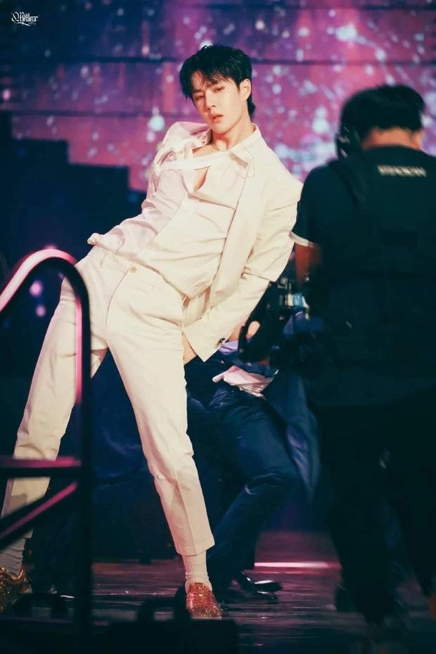 Vương Nhất Bác nuốt trọn vũ đạo khó nhằn, netizen tâm phục khẩu phục-8