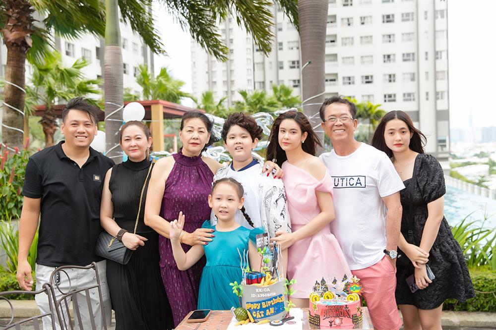 Khoảnh khắc bình yên của Trương Quỳnh Anh và gia đình sau 7 năm xa cách-2