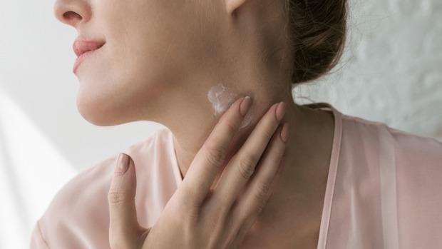 Mẹo đánh tan nọng cằm-4