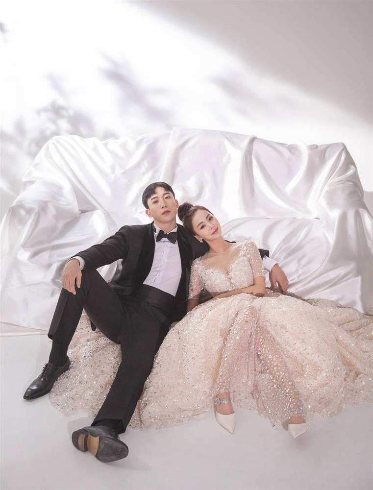 Bộ đôi thần tượng xả ảnh đám cưới bí mật, ai cũng xuýt xoa-1