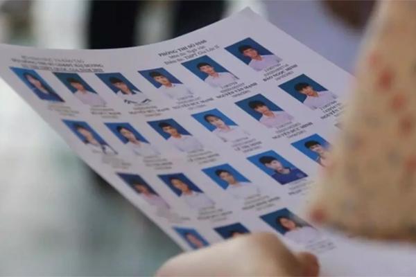 Cụ ông 82 tuổi ở Hà Nội đăng ký dự thi tốt nghiệp THPT năm 2022-1