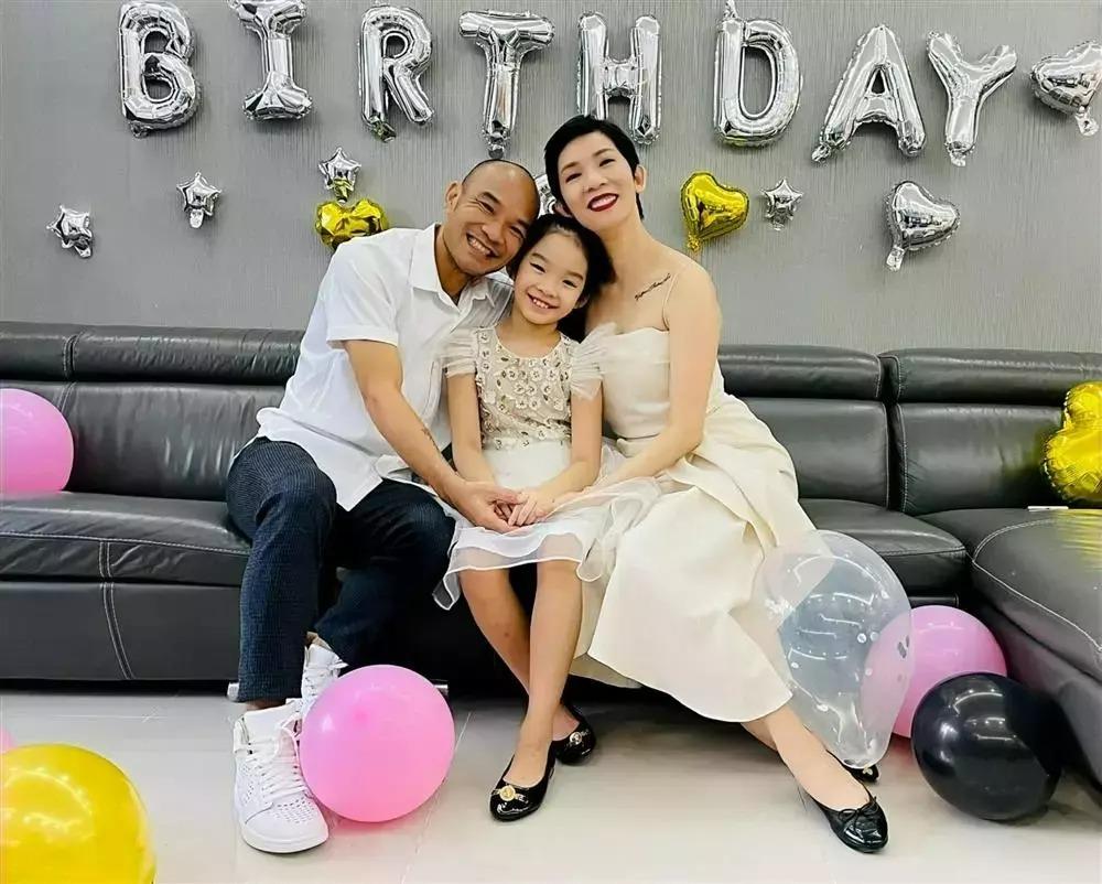 Xuân Lan thả thính trai đẹp, chồng Việt kiều có ngay động thái-9