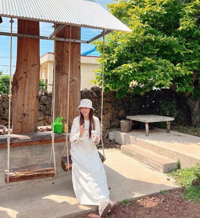 Park Han Byul mang thai con thứ 2-3