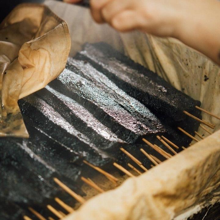 Tưởng kem que hóa ra là bánh tiết lợn độc đáo nhất xứ Đài-4