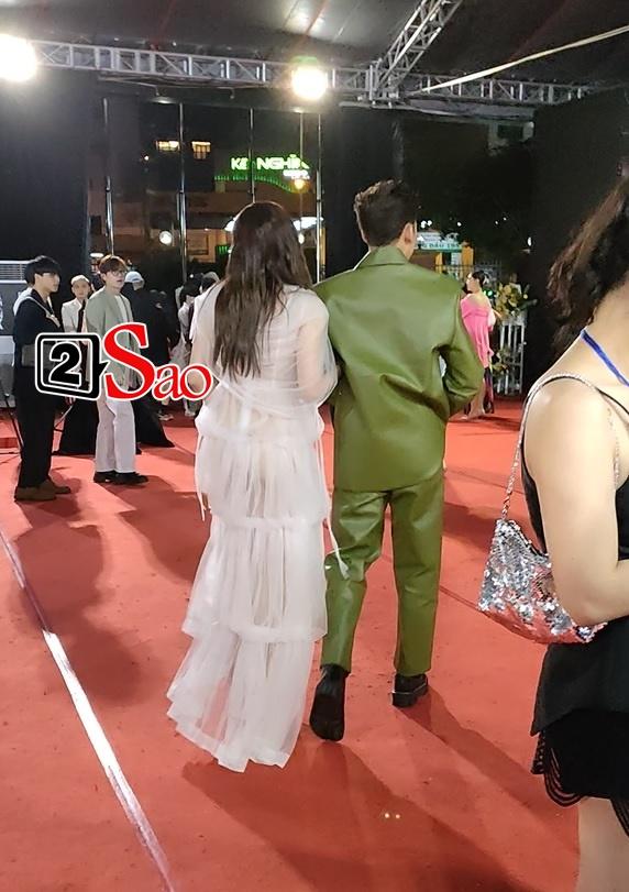 Bắt gặp Trương Quỳnh Anh thân mật trai trẻ Vbiz, ra về chung xe-6