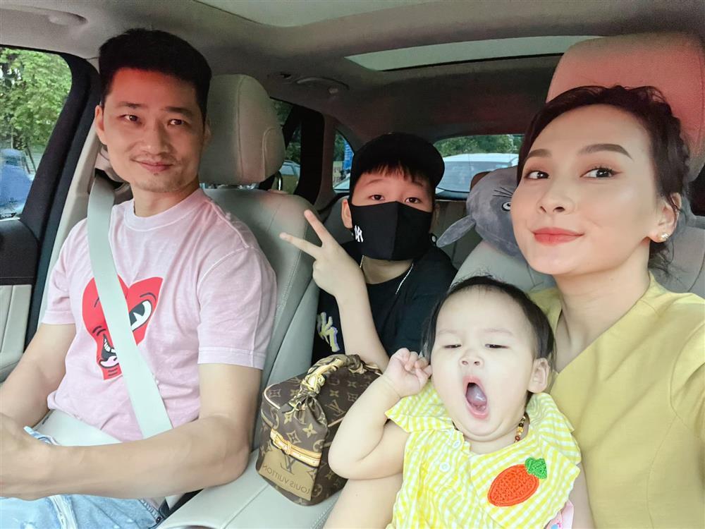 Sao Việt hôm nay 1/6: Dàn celeb thi nhau khoe ảnh ấu thơ-15