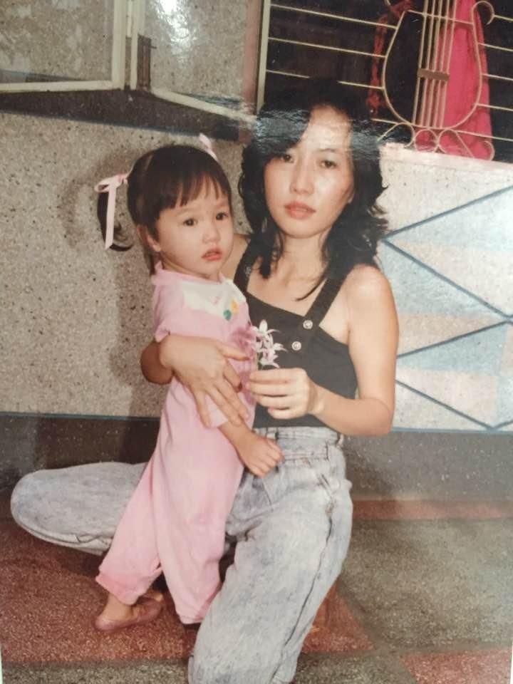 Sao Việt hôm nay 1/6: Dàn celeb thi nhau khoe ảnh ấu thơ-1