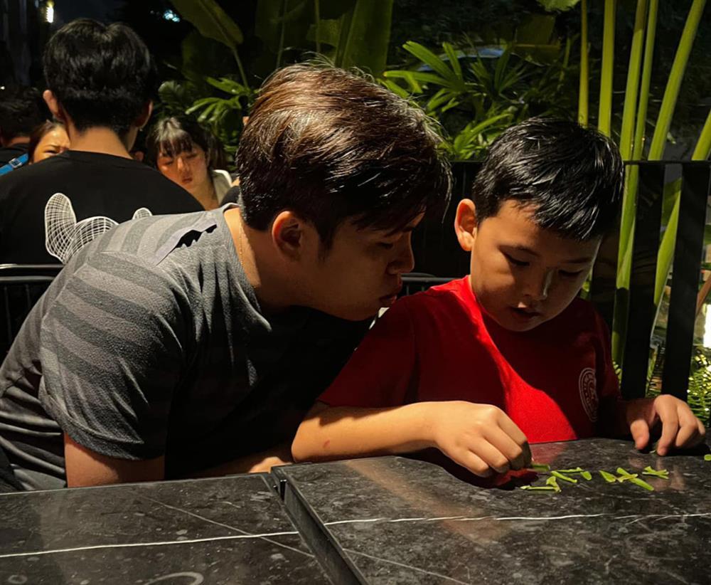 Chồng xuất hiện bên Diễm Hương giữa tin đồn ly hôn kéo dài-2