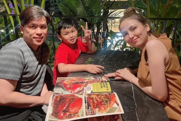 Hoa hậu Diễm Hương bức xúc khi con trai bị xử ép cuộc thi bơi-8