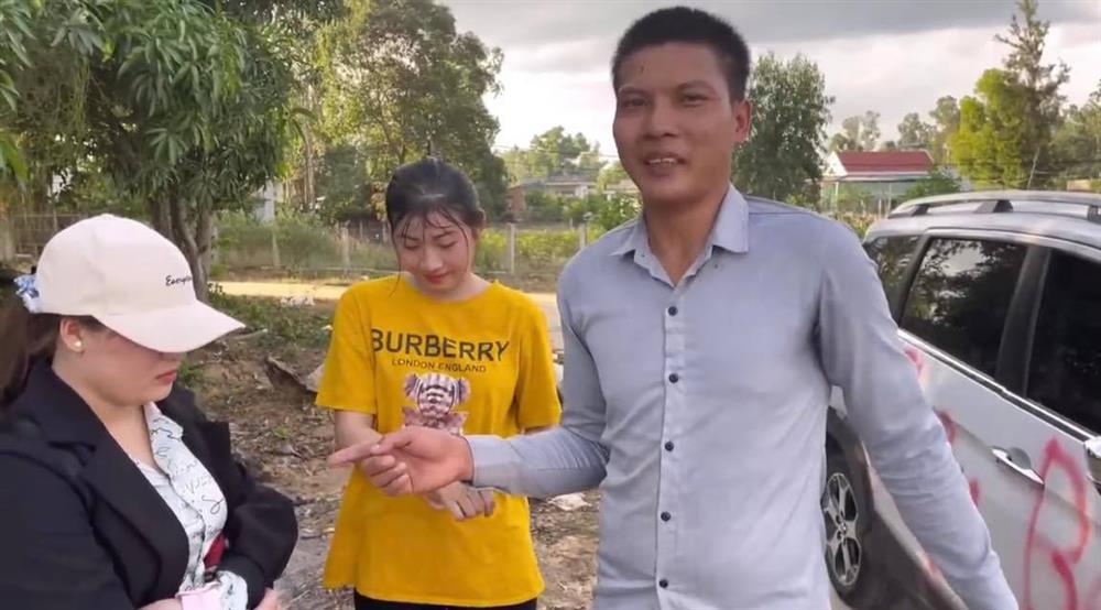 Xế hộp tiền tỷ Lộc Fuho bị phun sơn bẩn, sốc danh tính thủ phạm-2