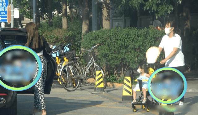 Vợ con tin đồn của Thích Tiểu Long lộ diện-1