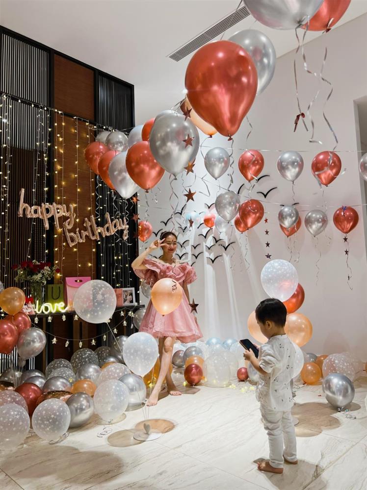 Hòa Minzy xả loạt ảnh mang thai, bất ngờ nhan sắc mẹ bầu-5