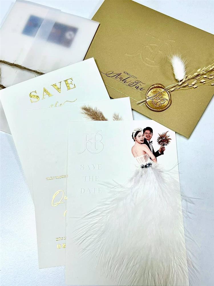 Rỏ rỉ thiệp cưới Minh Hằng, lộ luôn mặt hôn phu đại gia-2