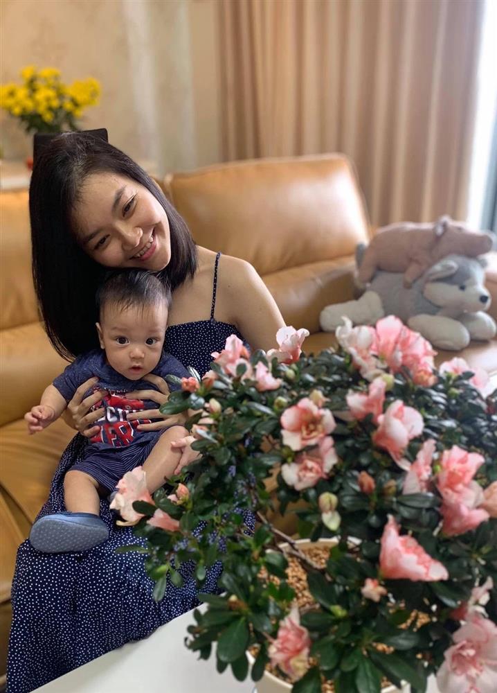 Ca sĩ Thanh Ngọc và hành trình 8 năm cầu con đến suýt tuyệt vọng-4