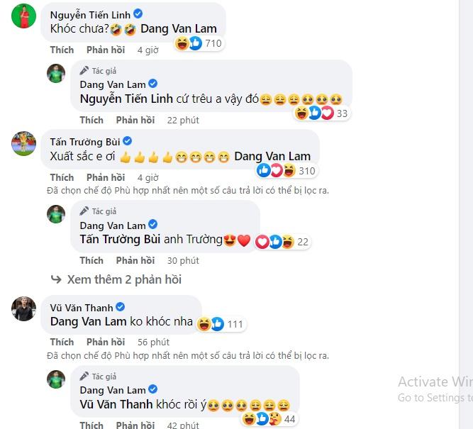 Lên sóng sau chiến thắng, Đặng Văn Lâm bị ghẹo khóc chưa-2