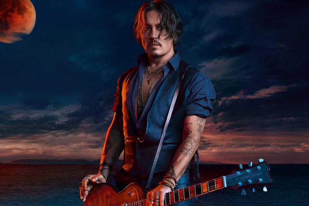 Dior perfume brand sold out for not abandoning Johnny Depp-3