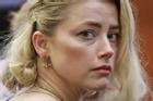 Chuyên gia lý giải yếu tố quyết định Amber Heard thua kiện