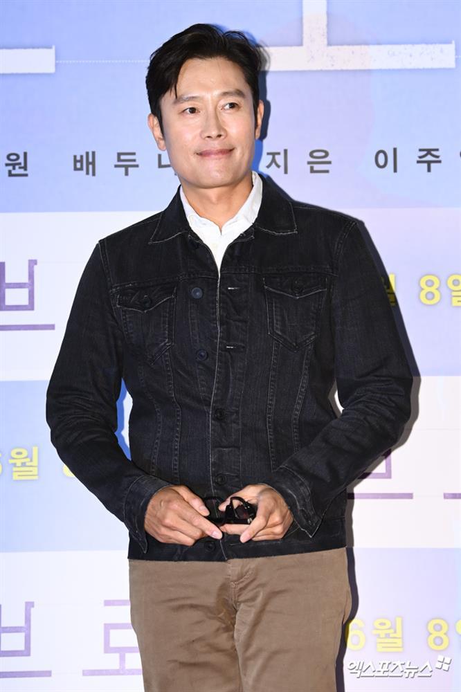 Lee Min Ho phát tướng, V (BTS) xuất hiện sau tin hẹn hò Jennie-10