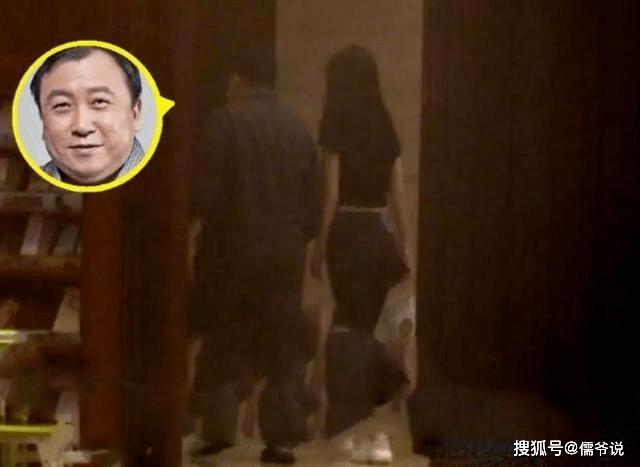 Bồ Uông Tiểu Phi lộ ảnh trong khách sạn với đại đạo diễn-4