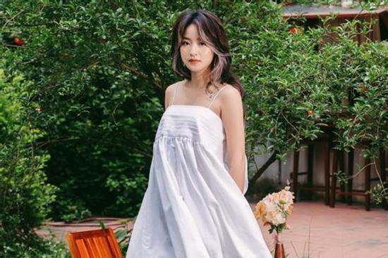 Mi Vân đăng ảnh bikini, tiết lộ cân nặng hiện tại