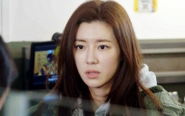 Sắc đẹp không cứu nổi mỹ nhân dao kéo thành công nhất Hàn Quốc-13