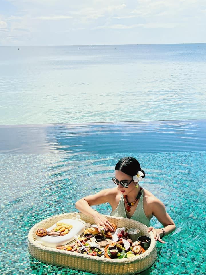 Angela Phương Trinh mặc bikini nhưng body đô vật nhìn phát hốt-4