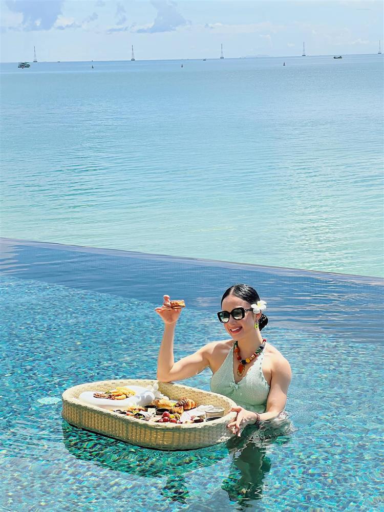 Angela Phương Trinh mặc bikini nhưng body đô vật nhìn phát hốt-3