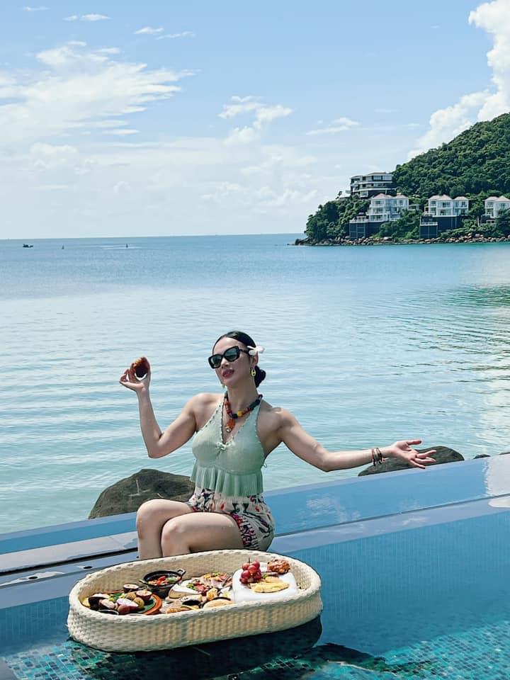 Angela Phương Trinh mặc bikini nhưng body đô vật nhìn phát hốt-7