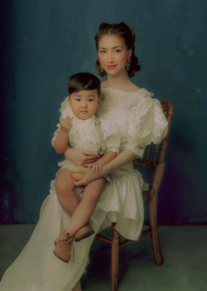Young and beautiful looks of Vietnamese stars who are single mothers-8