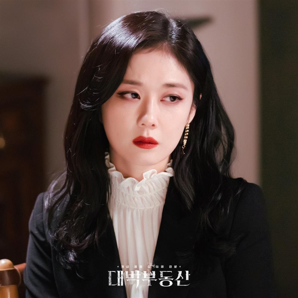 Jang Nara U40: Nhan sắc như ma cà rồng, mặc đẹp từ phim ra đời-15