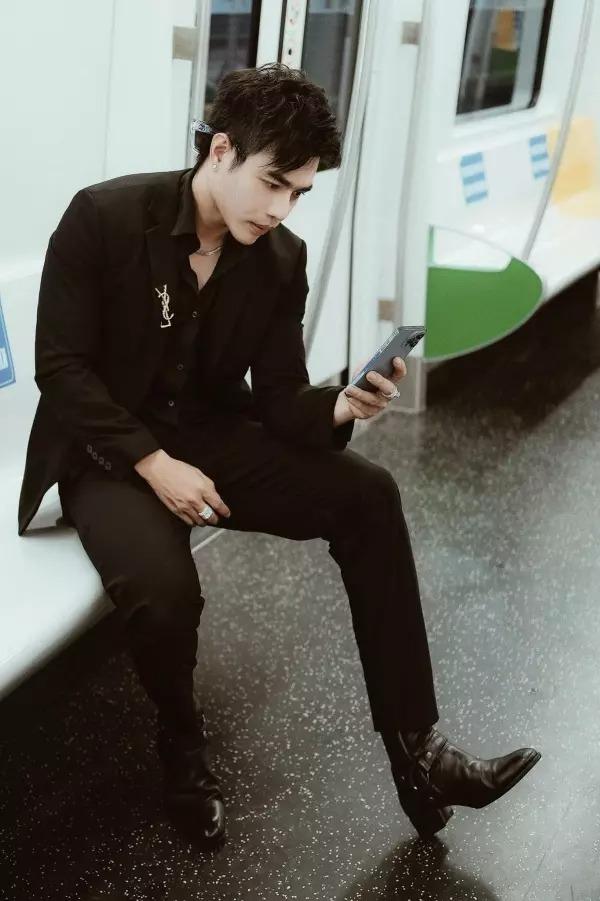 Lê Dương Bảo Lâm khoe body đô vật, tự nhận Lee Min Ho Việt Nam-6