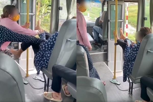 The woman was warned when she put her foot on the bus barrier