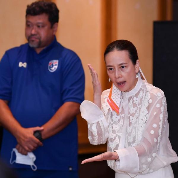 Madam Pang phát ngôn cực căng khi tuyển Thái Lan hòa U23 Việt Nam-2