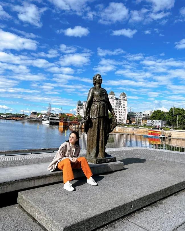 Ngô Thanh Vân ngày càng trẻ trung sau khi kết hôn-4