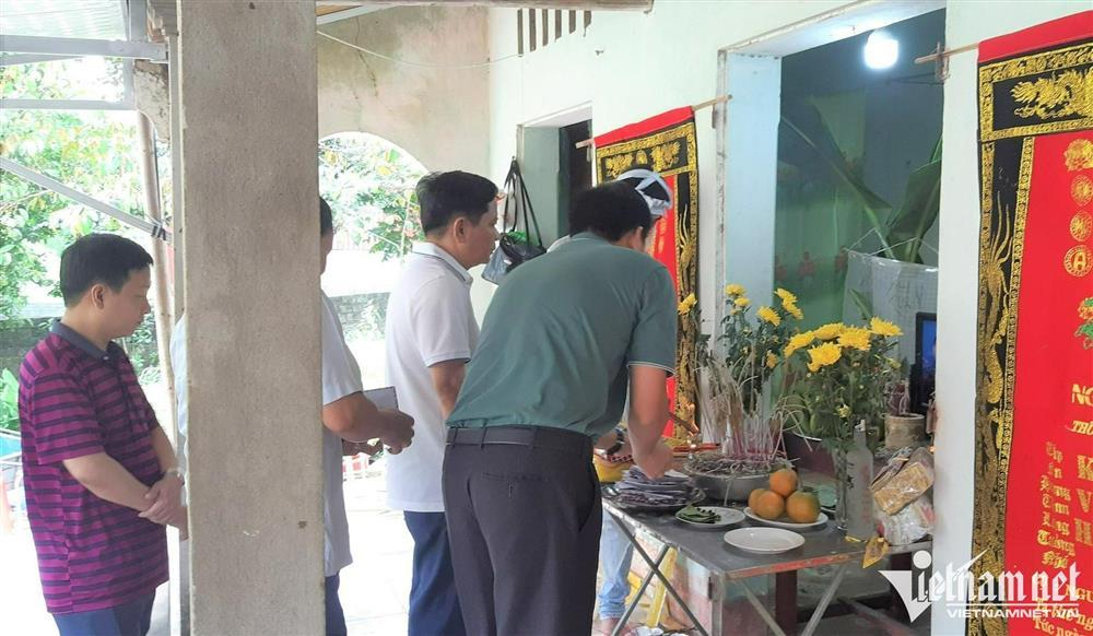 Xót xa tang lễ hai mẹ con tử vong vụ xe tải chở đất đè xe con-2