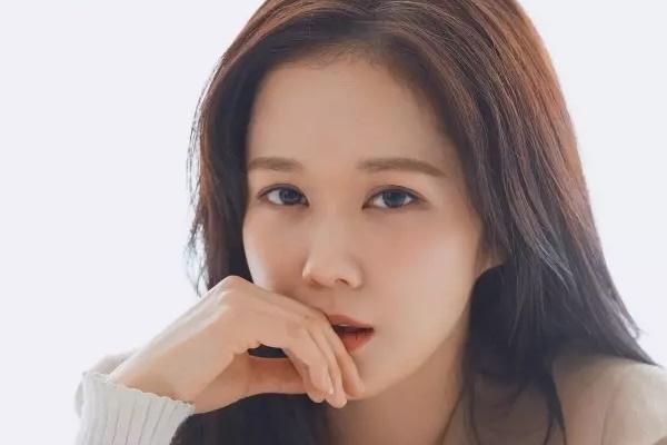 Information about Jang Nara’s fiance is required to be kept confidential