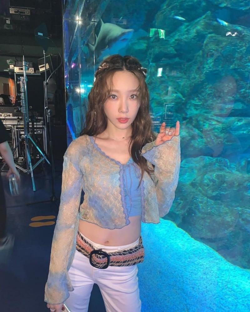 Taeyeon - Jennie đụng hàng: Gừng già hơn chưa chắc đã cay-5