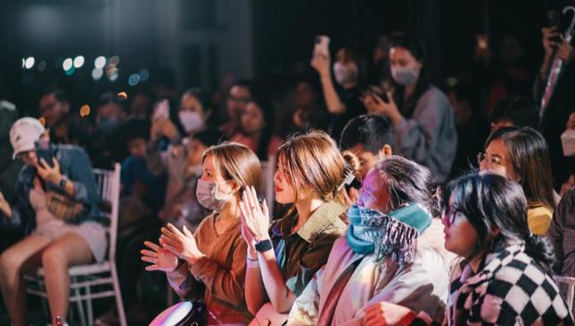 Phương Mỹ Chi hát live như nuốt đĩa, ẵm luôn 3 triệu view-5